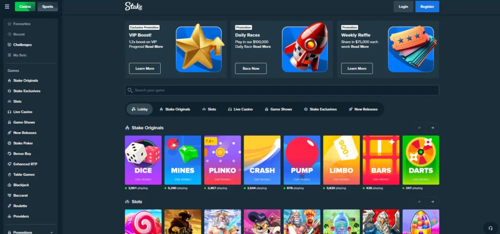 Interfaccia del sito Stake Casino mostrata su diversi dispositivi, desktop e mobile